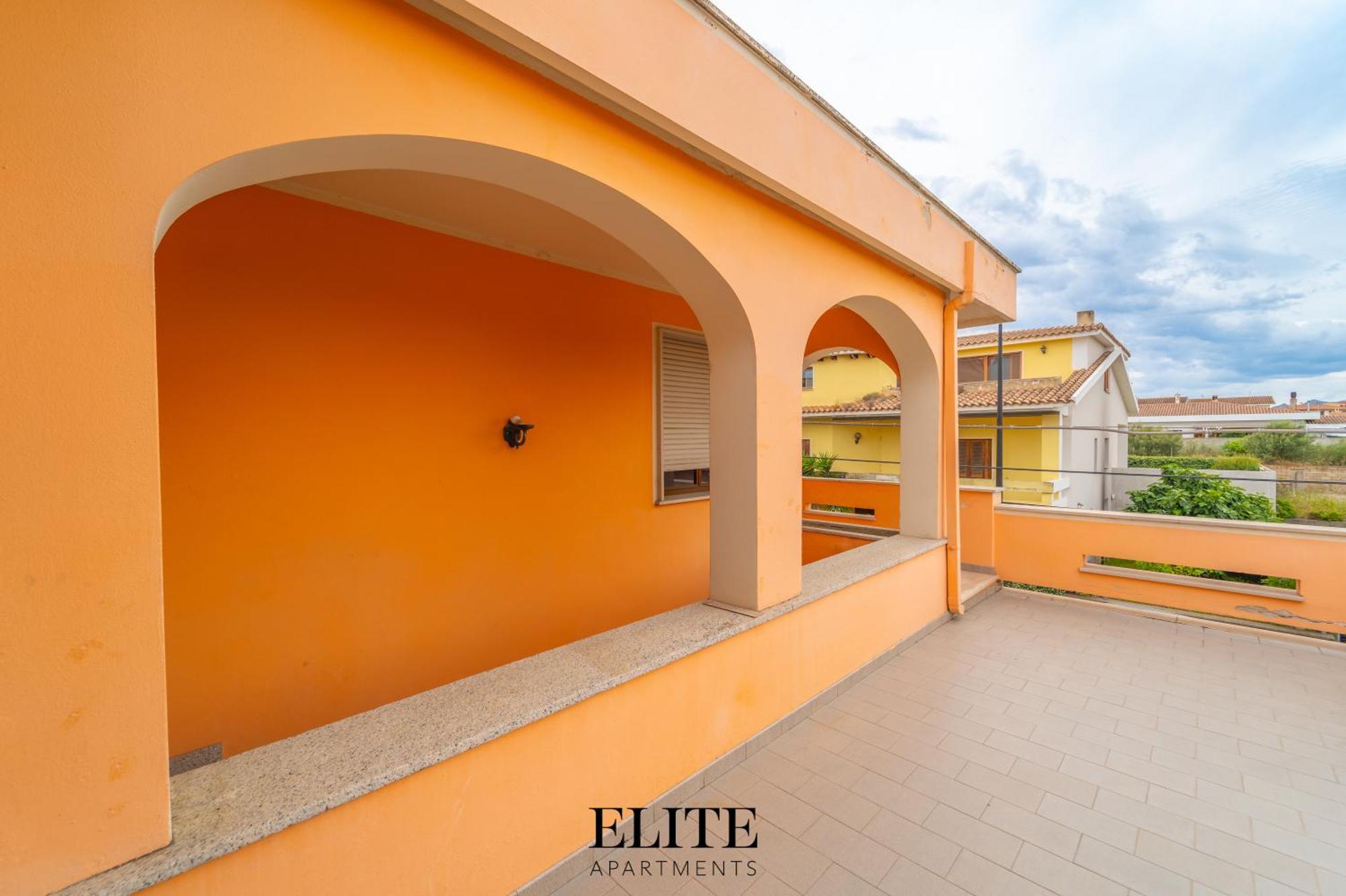 B&B My Home Al Centro Di Olbia Dış mekan fotoğraf